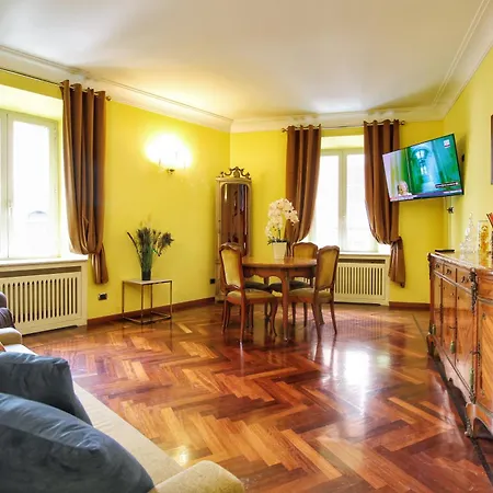 Large And Charming Apartment In Trastevere By Yourhost-2